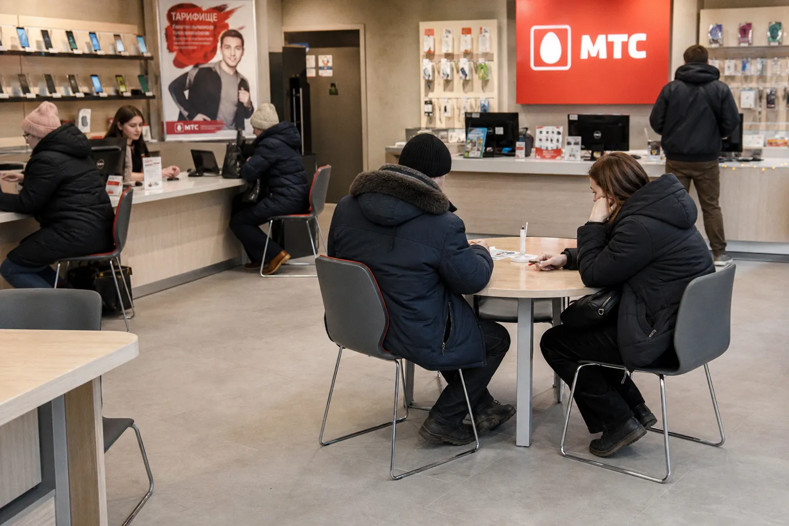 Звонок мобильному оператору: история одного списания и вывод